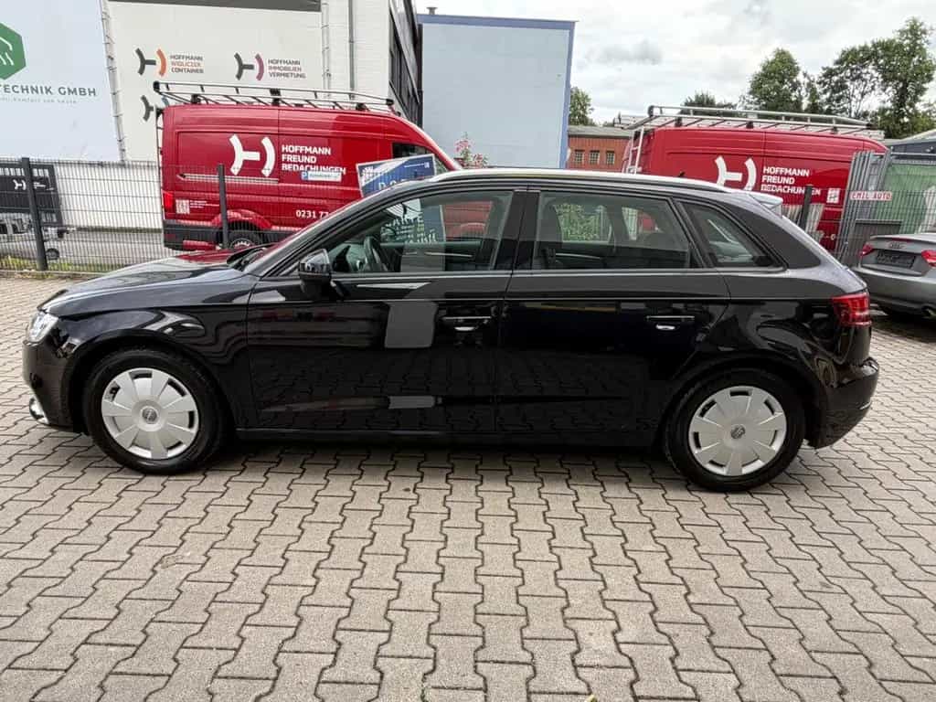 Audi A3 Sportback 35 TFSI sport Navi Xenon Klimaaut 11/2018-photo-7