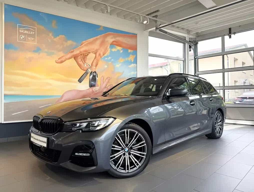 BMW 320 d xDr. Tour. M Sport KAM+ACC+LEDer+AHK+STANDH 09/2020-photo-0