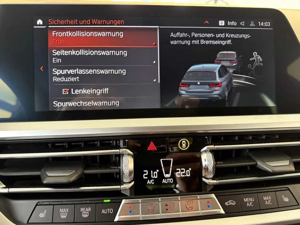BMW 320 d xDr. Tour. M Sport KAM+ACC+LEDer+AHK+STANDH 09/2020-photo-44