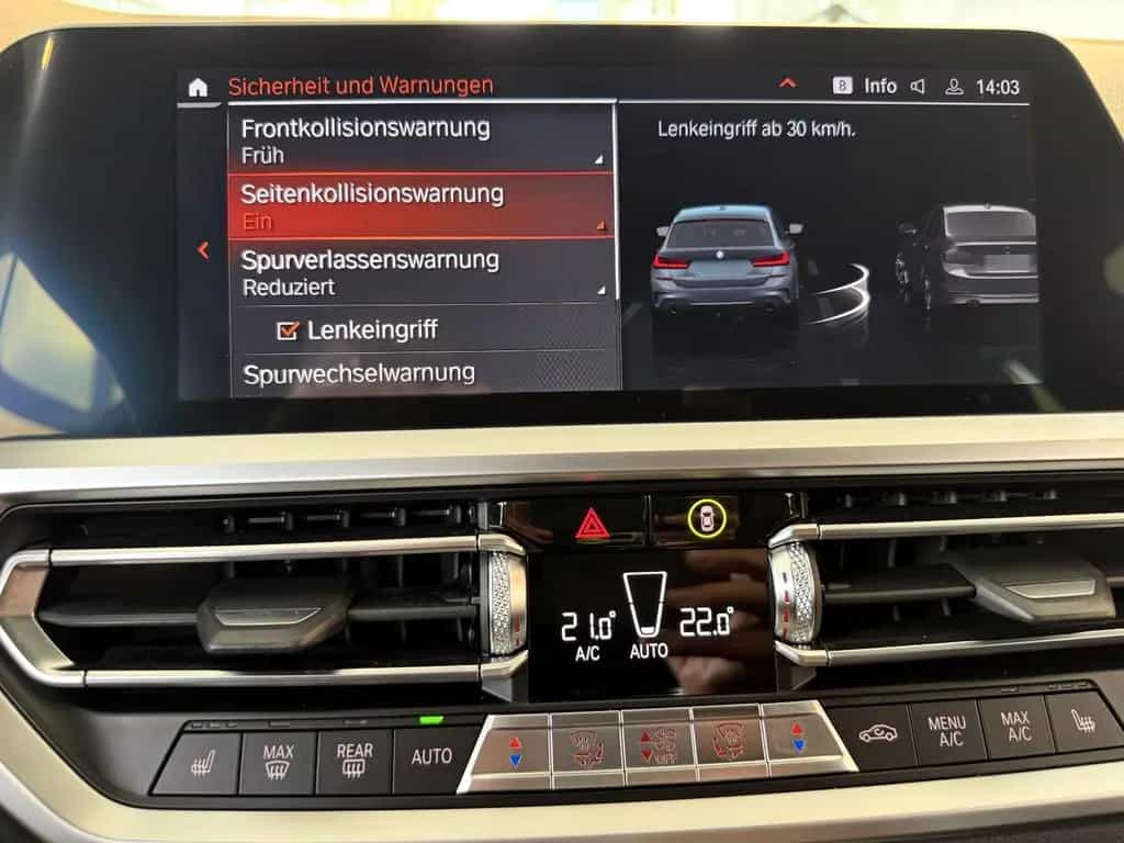 BMW 320 d xDr. Tour. M Sport KAM+ACC+LEDer+AHK+STANDH 09/2020-photo-45
