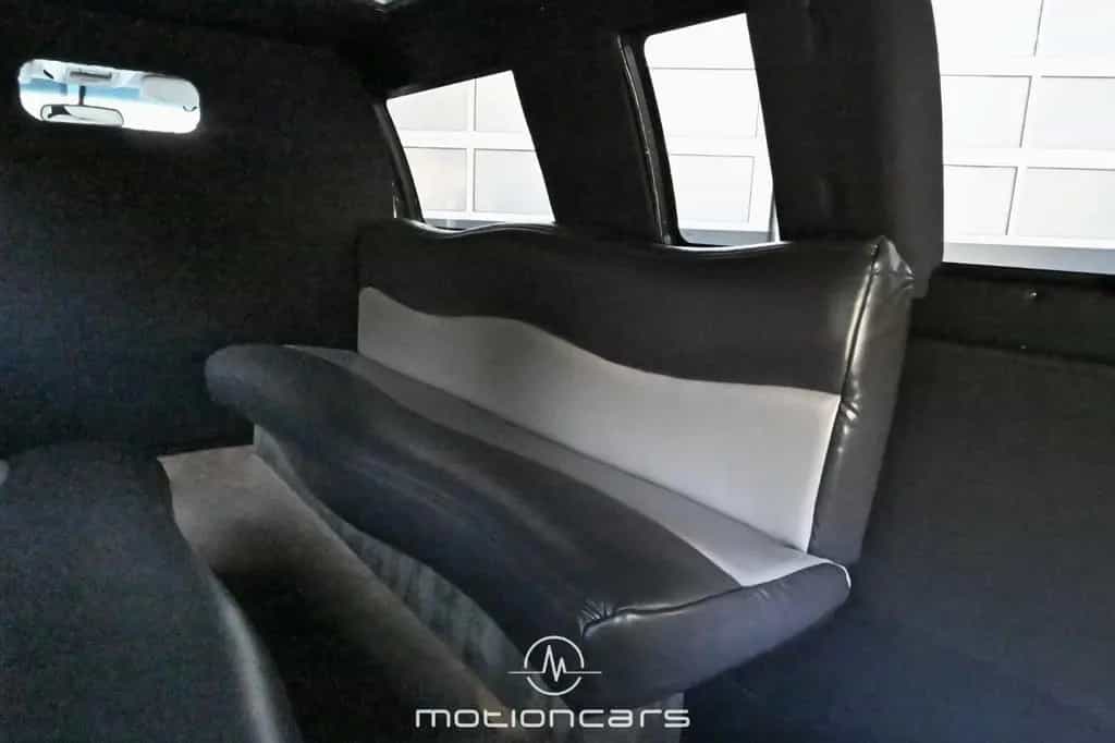 Lincoln Navigator Limousine 09/2004-photo-18