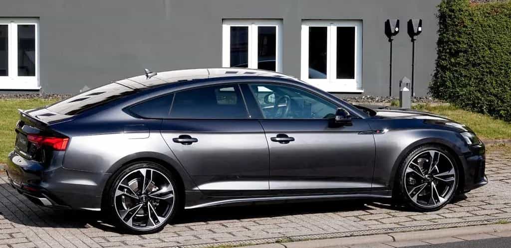Audi A5 40 TFSI *EDITION ONE* BLACK EDITION* S LINE* 09/2020-photo-6