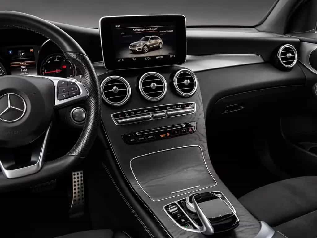 Mercedes-Benz GLC 220 d 4M. *AMG*NightPaket*Command*Keyless*LED 01/2019-photo-14