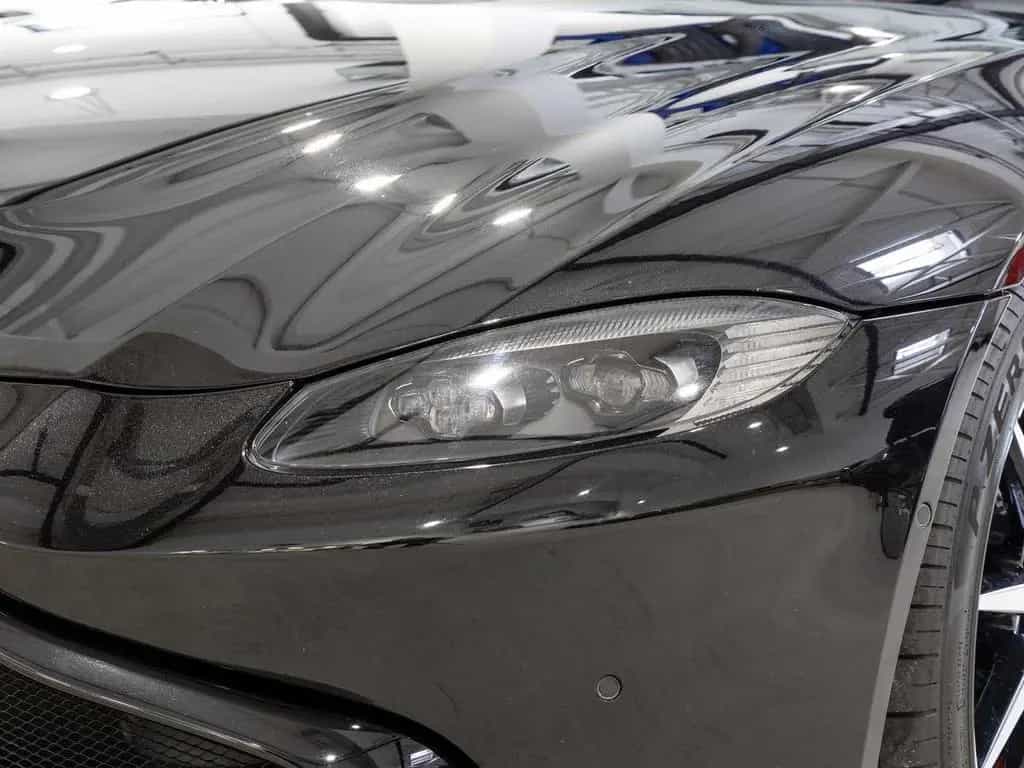Aston Martin V8 Vantage -Onyx Black- 09/2019-photo-10