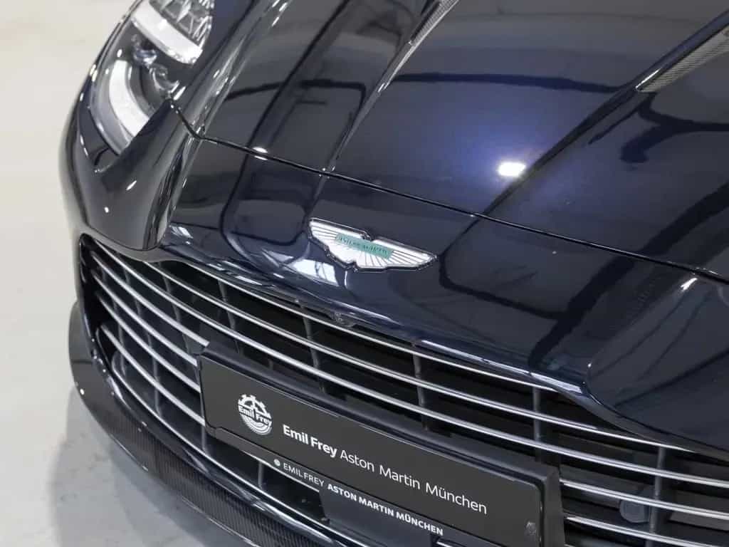 Aston Martin Vanquish V12 Vanquish -Ultramarine Black- 01/2025-photo-12