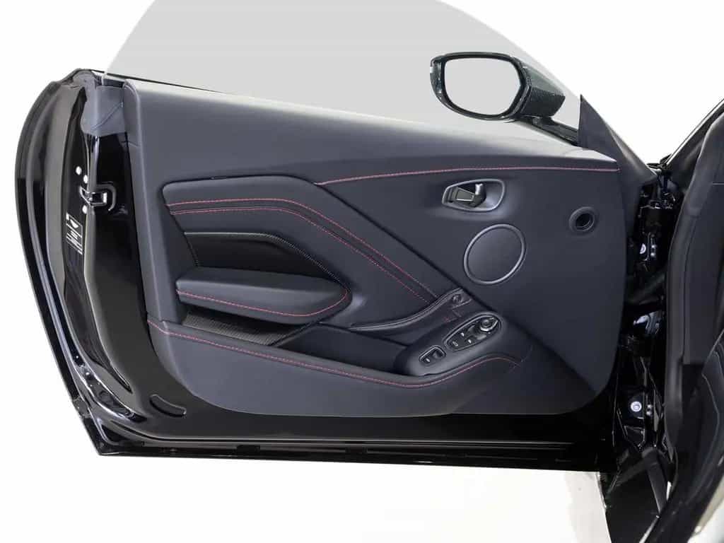 Aston Martin V12 Vantage New Vantage V12 Roadster -Onyx Black- 05/2023-photo-16