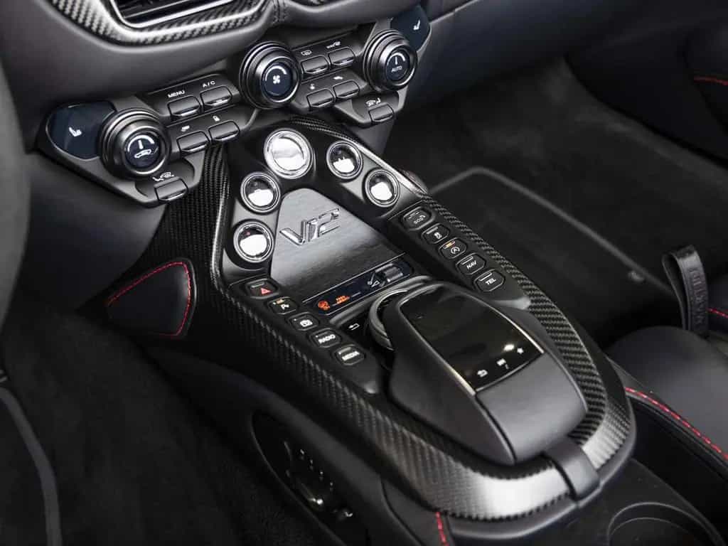 Aston Martin V12 Vantage New Vantage V12 Roadster -Onyx Black- 05/2023-photo-24