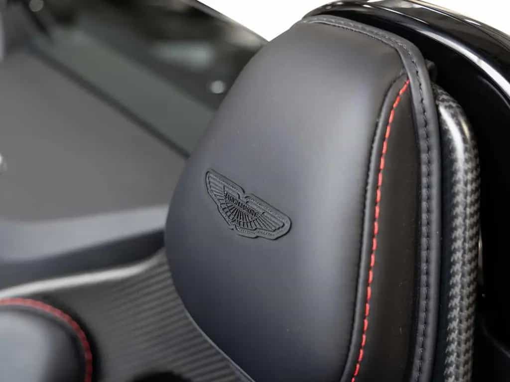 Aston Martin V12 Vantage New Vantage V12 Roadster -Onyx Black- 05/2023-photo-4