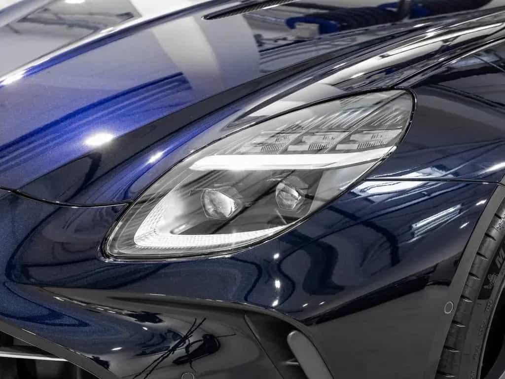 Aston Martin V8 Vantage -Chimera Blue- null-photo-10