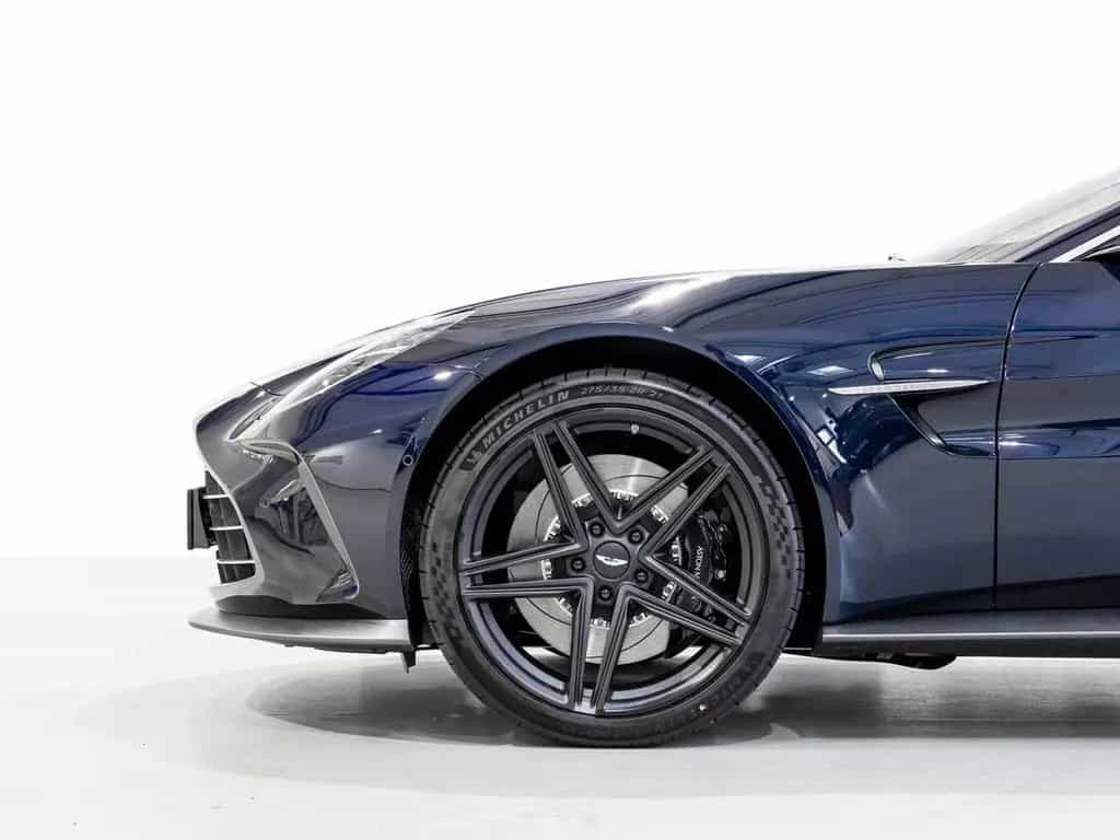 Aston Martin V8 Vantage -Chimera Blue- null-photo-11