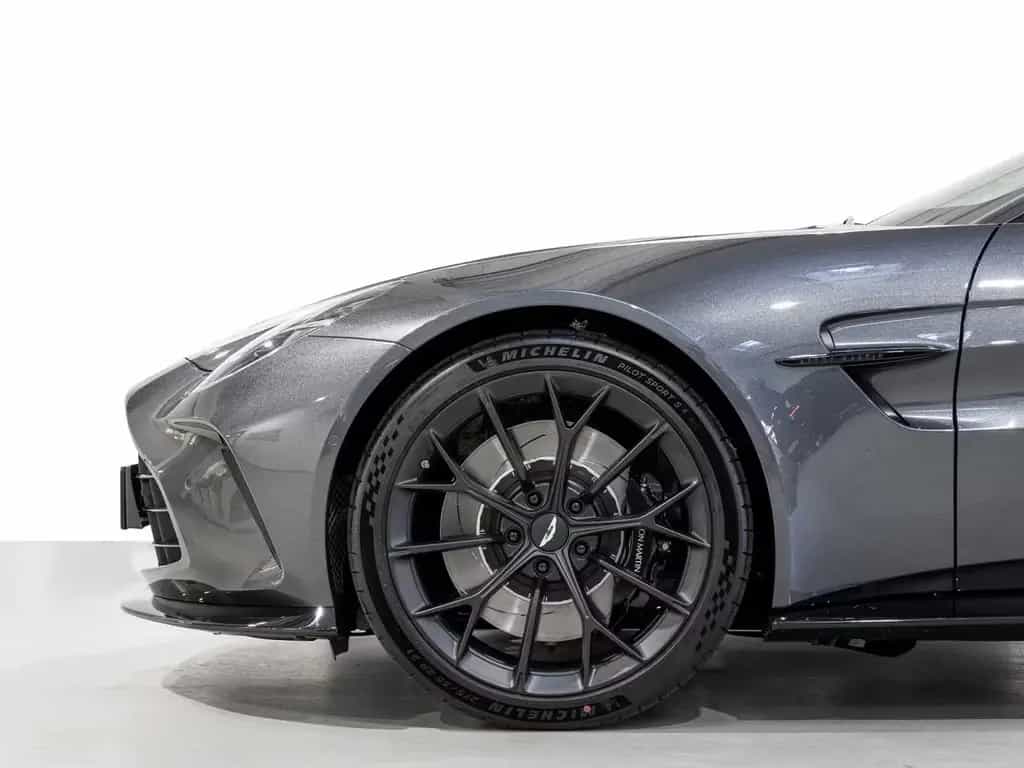 Aston Martin V8 Vantage Roadster -Xenon Grey- null-photo-11