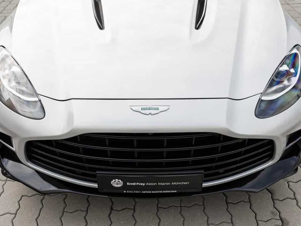 Aston Martin DBX 707 -Lightning Silver- null-photo-13