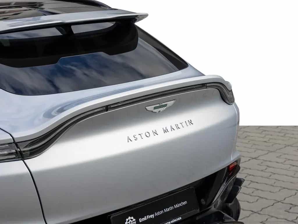 Aston Martin DBX 707 -Lightning Silver- null-photo-2