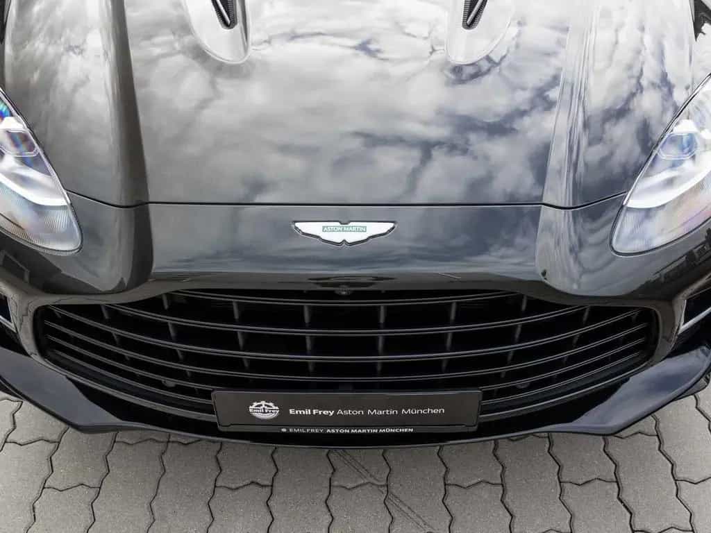 Aston Martin DBX 707 - Minotaur Green - null-photo-10