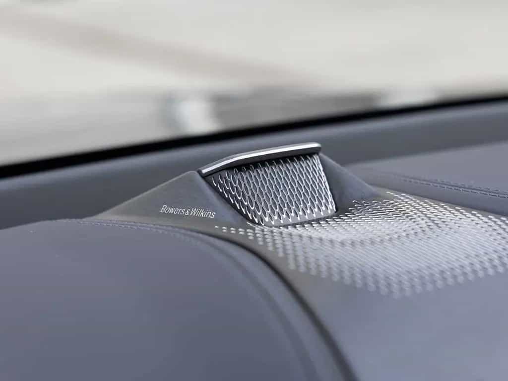 Aston Martin DBX 707 - Minotaur Green - null-photo-25