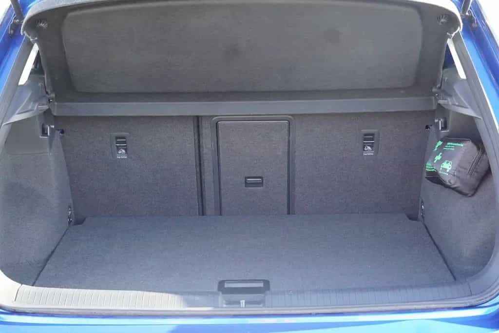 Volkswagen T-Roc 1.5 TSI Style LED Navi ACC Panorama Beats 04/2018-photo-24