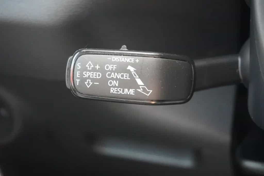Skoda Karoq 1.5 TSI DSG Sportline LED Navi Kamera 04/2021-photo-26