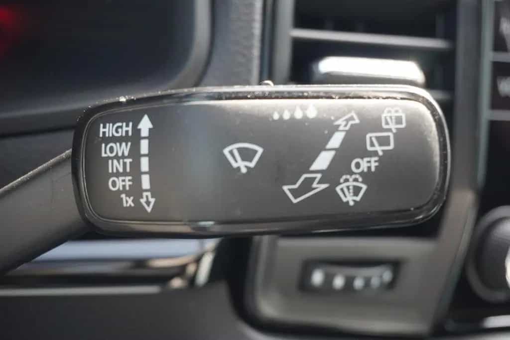Skoda Karoq 1.5 TSI DSG Sportline LED Navi Kamera 04/2021-photo-27