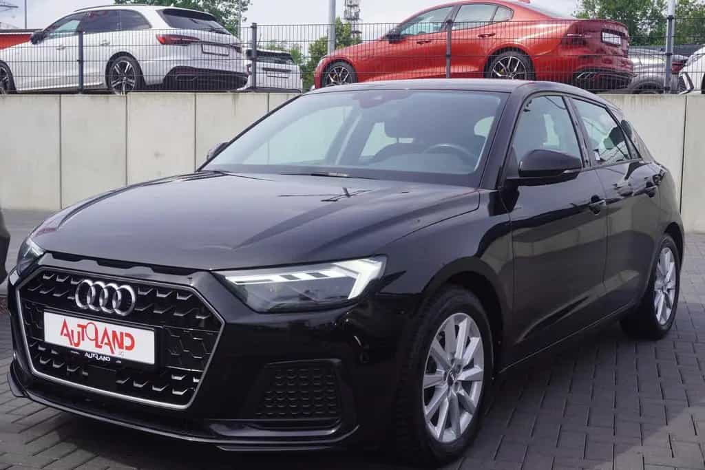 Audi A1 1.0 TFSI advanced LED Navi Sitzheizung Klima 01/2020-photo-2