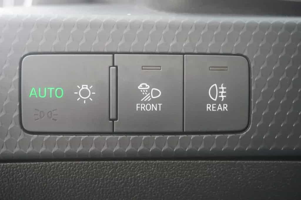 Audi A1 1.0 TFSI advanced LED Navi Sitzheizung Klima 01/2020-photo-29