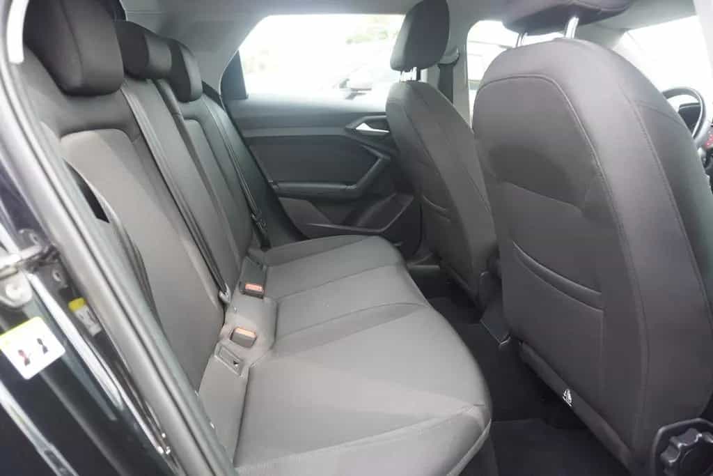 Audi A1 1.0 TFSI advanced LED Navi Sitzheizung Klima 01/2020-photo-31