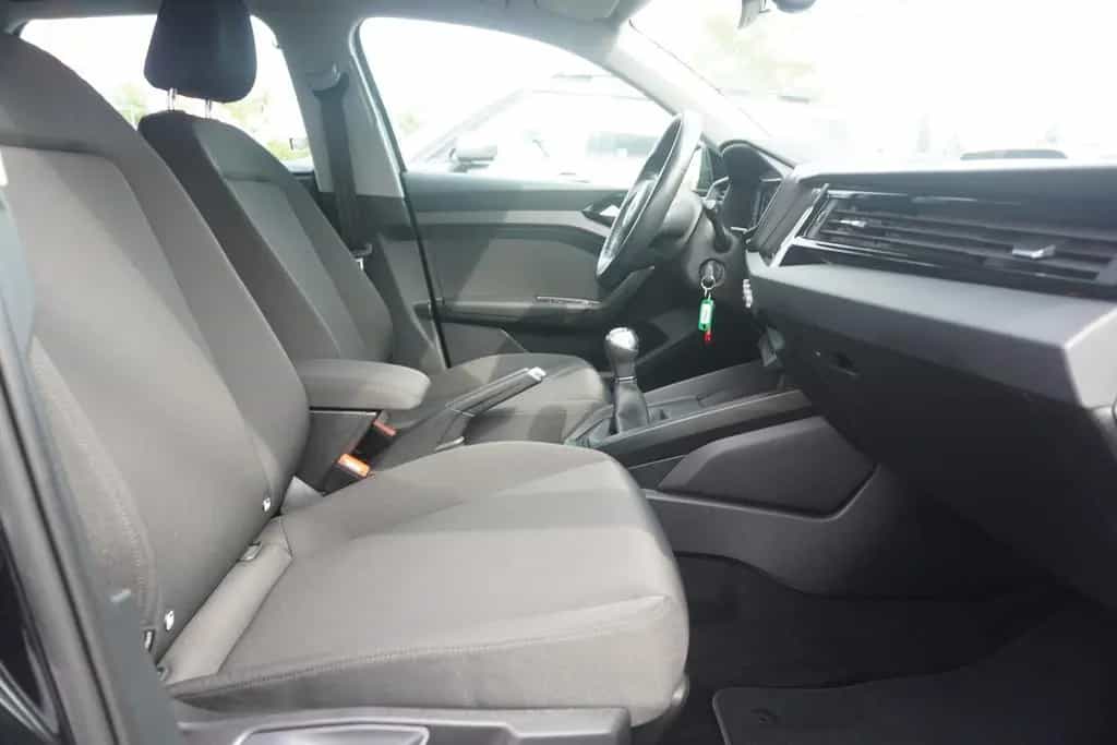 Audi A1 1.0 TFSI advanced LED Navi Sitzheizung Klima 01/2020-photo-32