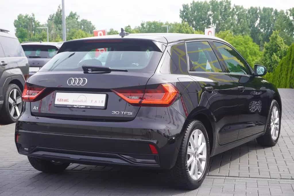 Audi A1 1.0 TFSI advanced LED Navi Sitzheizung Klima 01/2020-photo-5