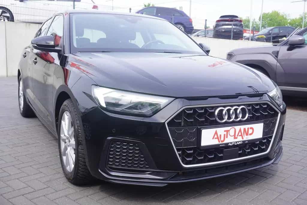 Audi A1 1.0 TFSI advanced LED Navi Sitzheizung Klima 01/2020-photo-6