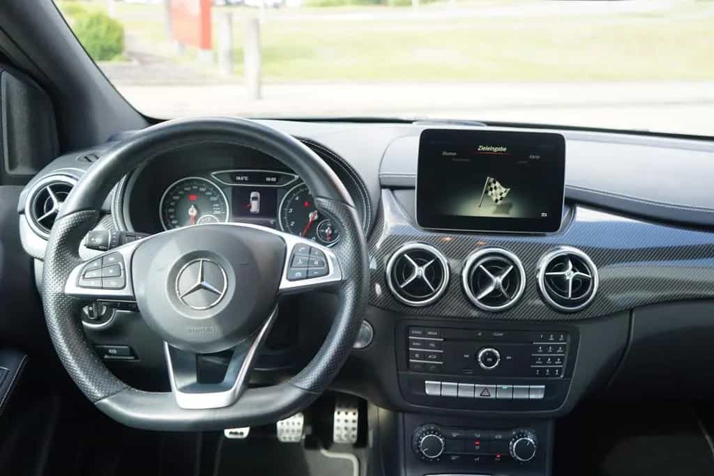 Mercedes-Benz B 200 B200 AMG Line LED Navi Panorama Totwinkel 09/2017-photo-11
