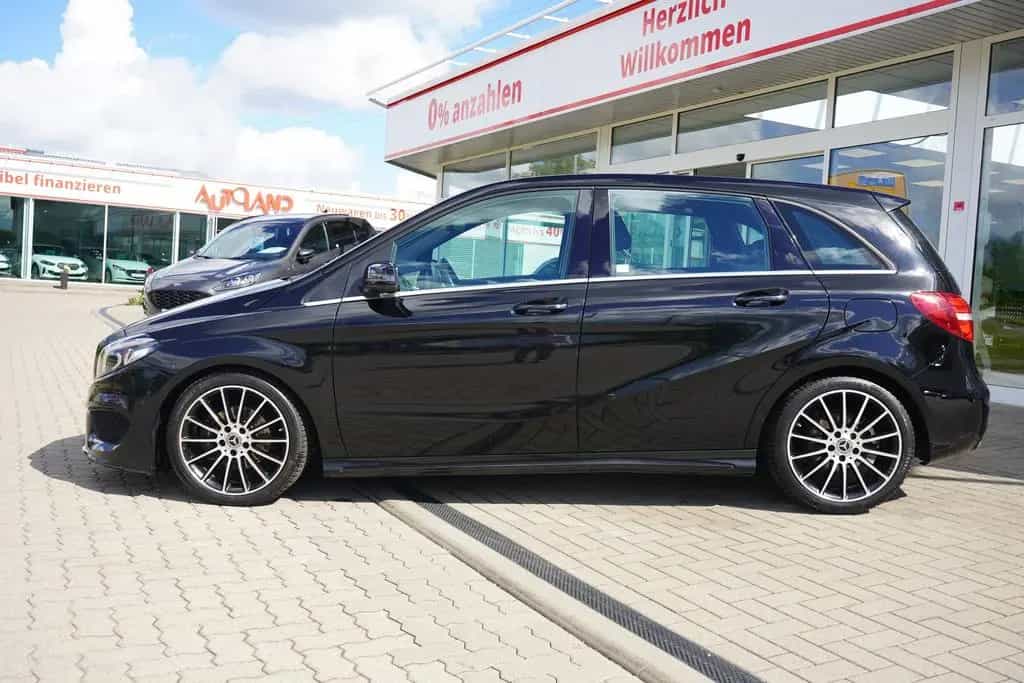 Mercedes-Benz B 200 B200 AMG Line LED Navi Panorama Totwinkel 09/2017-photo-2