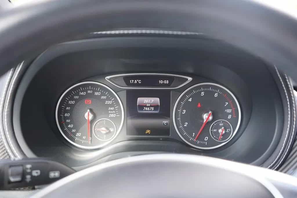 Mercedes-Benz B 200 B200 AMG Line LED Navi Panorama Totwinkel 09/2017-photo-21