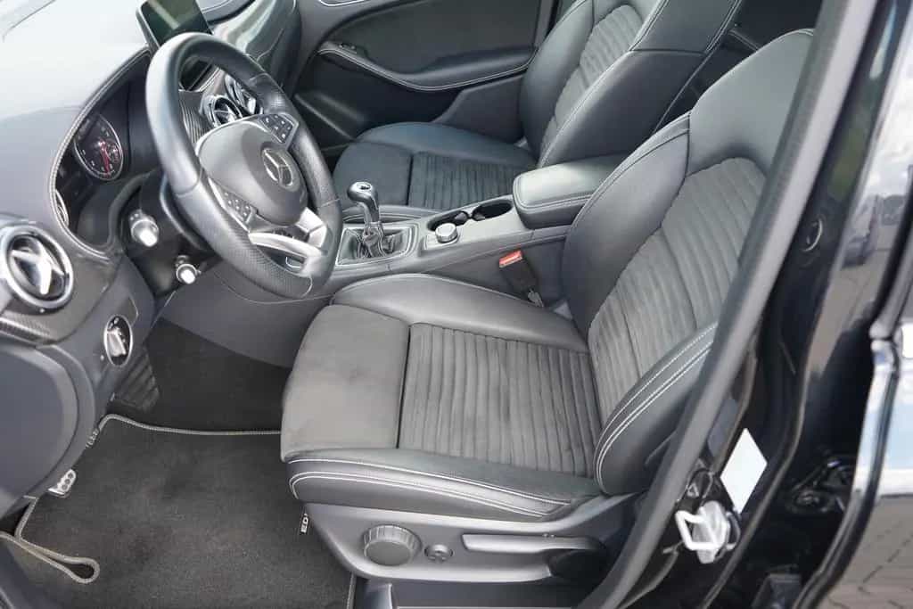 Mercedes-Benz B 200 B200 AMG Line LED Navi Panorama Totwinkel 09/2017-photo-30