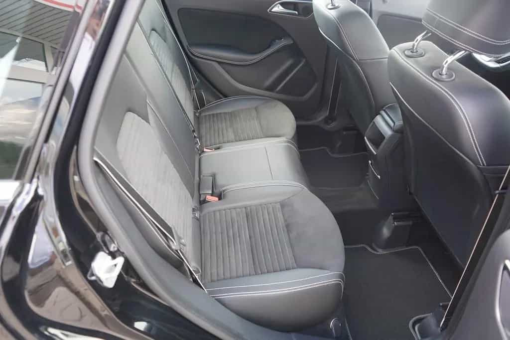 Mercedes-Benz B 200 B200 AMG Line LED Navi Panorama Totwinkel 09/2017-photo-33