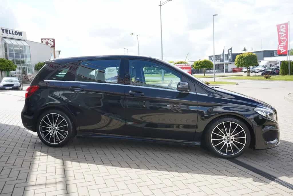 Mercedes-Benz B 200 B200 AMG Line LED Navi Panorama Totwinkel 09/2017-photo-6