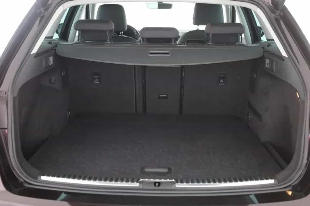 Seat Leon ST 1.5 TSI DSG FR LED Navi Teilleder PDC 03/2019-photo-24