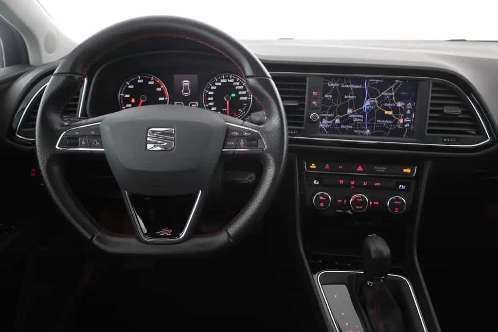 Seat Leon ST 1.5 TSI DSG FR LED Navi Teilleder PDC 03/2019-photo-9