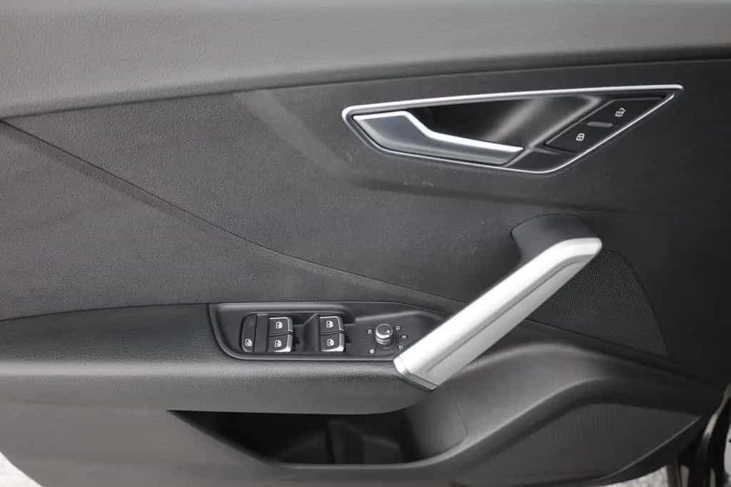 Audi Q2 30 TFSI LED Navi Sitzheizung Kamera AHK 11/2020-photo-22