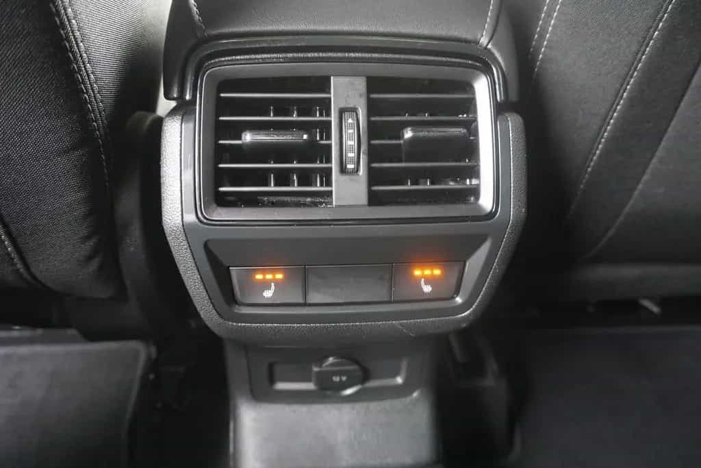 Skoda Karoq 2.0 Sportline 4x4 DSG LED Navi ACC Keyless 12/2020-photo-29