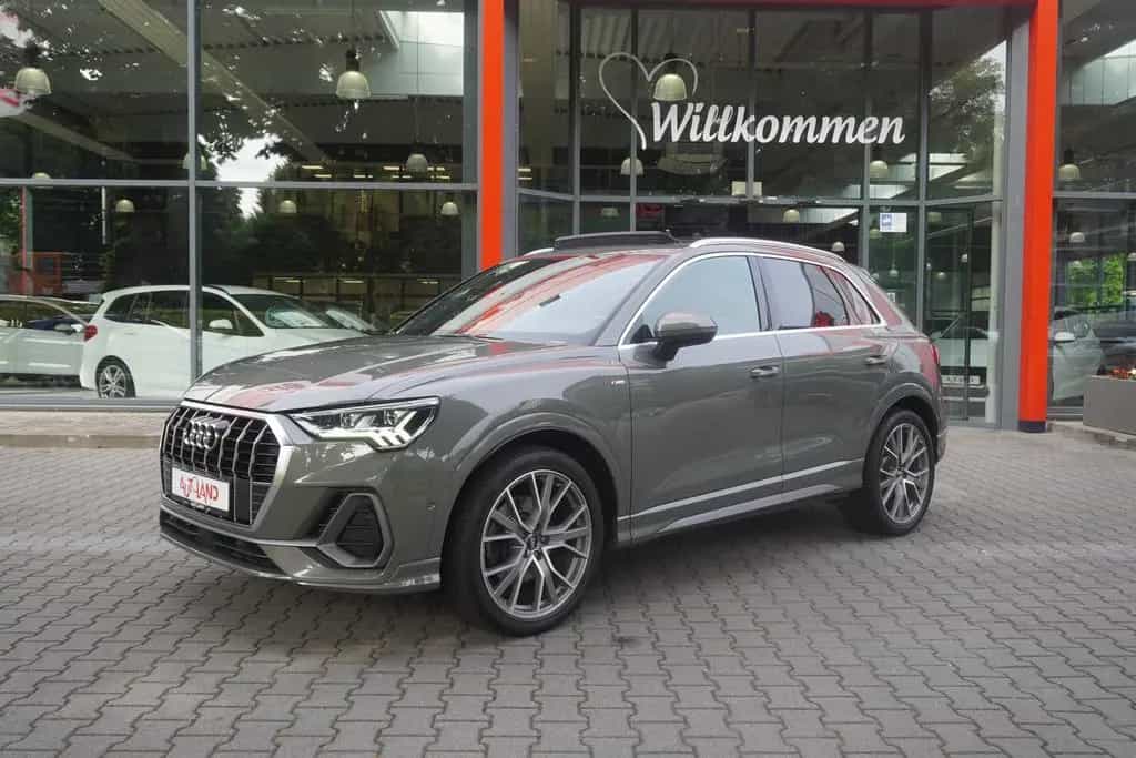 Audi Q3 40 2.0 TFSI S-Line LED Navi Panorama Kamera 01/2019-photo-1