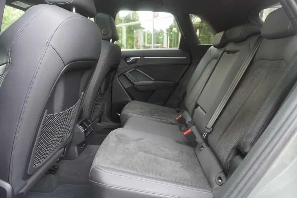 Audi Q3 40 2.0 TFSI S-Line LED Navi Panorama Kamera 01/2019-photo-11