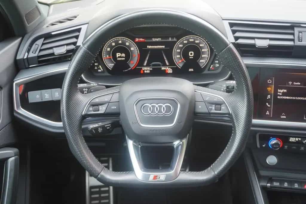 Audi Q3 40 2.0 TFSI S-Line LED Navi Panorama Kamera 01/2019-photo-15