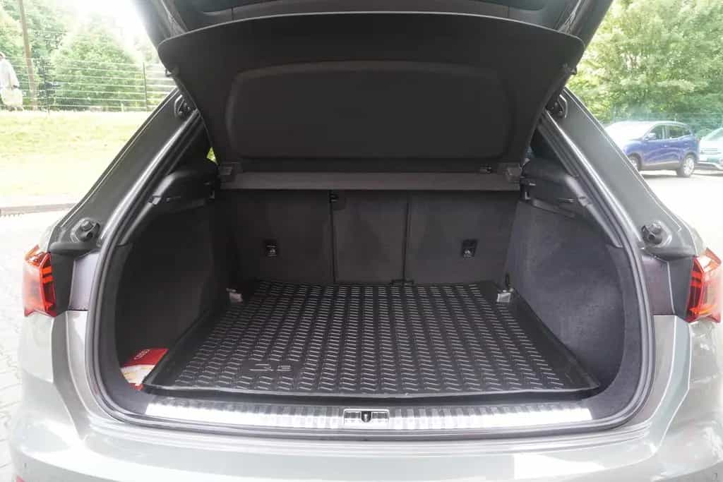 Audi Q3 40 2.0 TFSI S-Line LED Navi Panorama Kamera 01/2019-photo-30