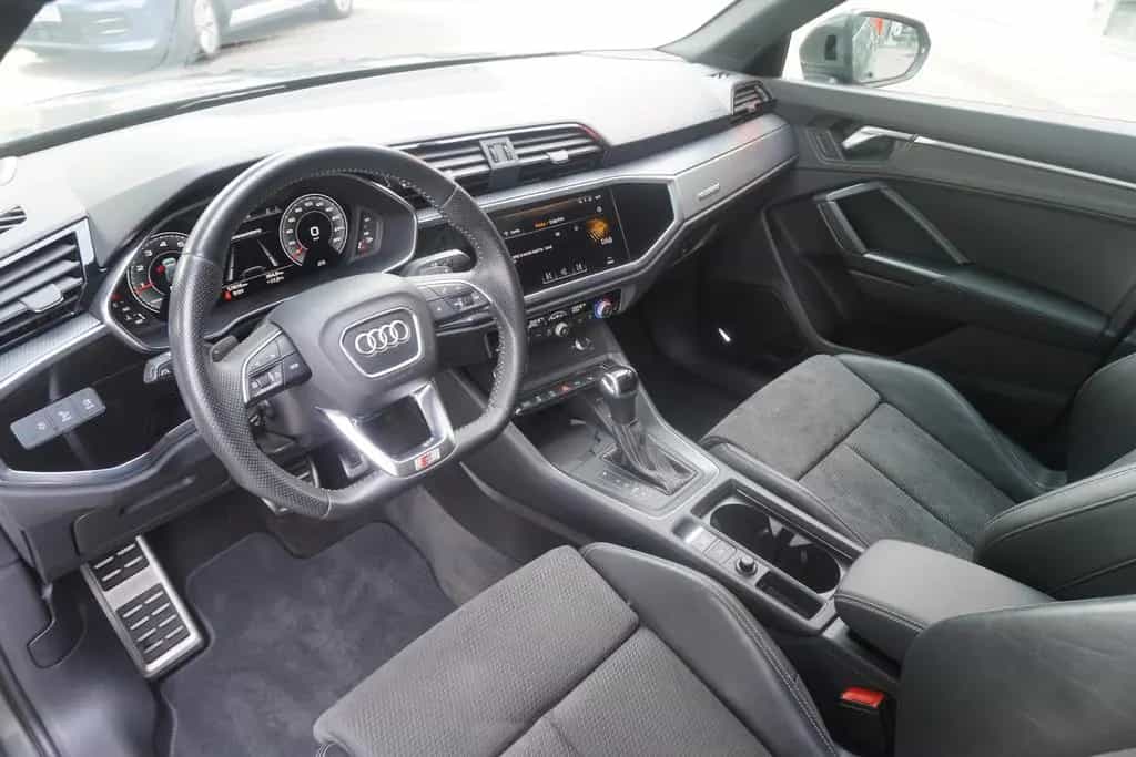 Audi Q3 40 2.0 TFSI S-Line LED Navi Panorama Kamera 01/2019-photo-9