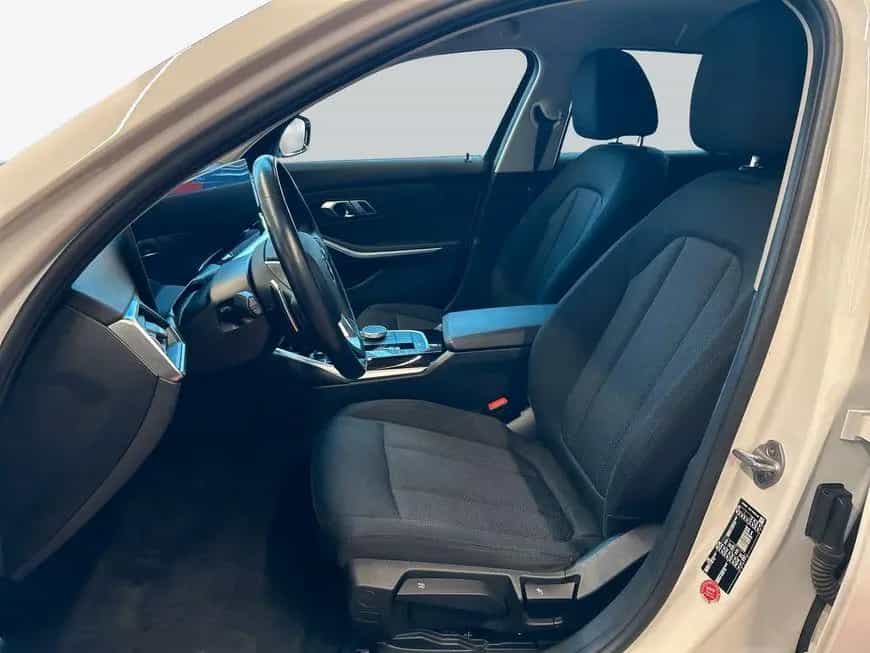BMW 320 d Touring Aut. *CarPlay*SHZ* 02/2023-photo-11