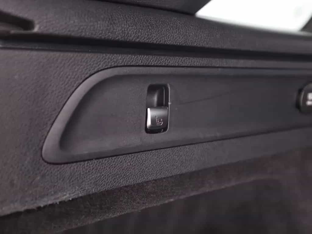 Mercedes-Benz GLC 350 d 4M Exclusive Comand Pano AHK Kamera 11/2018-photo-24