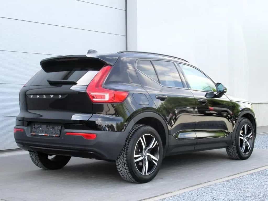 Volvo XC40 1.5 T3 Aut. R-Design / € 20.500 netto / Pan 03/2022-photo-2