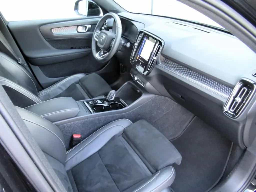 Volvo XC40 1.5 T3 Aut. R-Design / € 20.500 netto / Pan 03/2022-photo-9