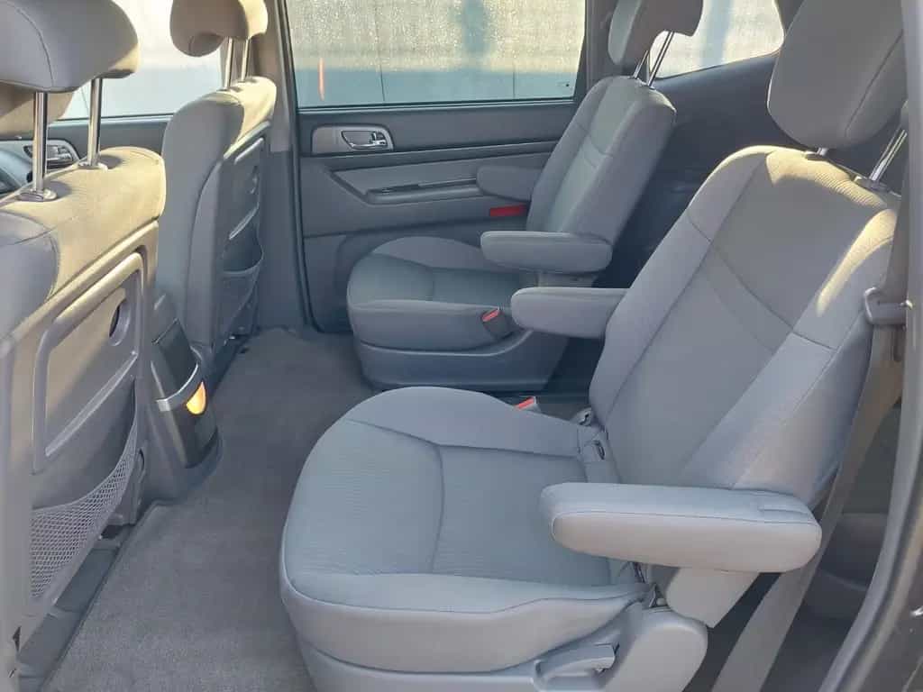 Ssangyong Rodius 2WD 02/2015-photo-7
