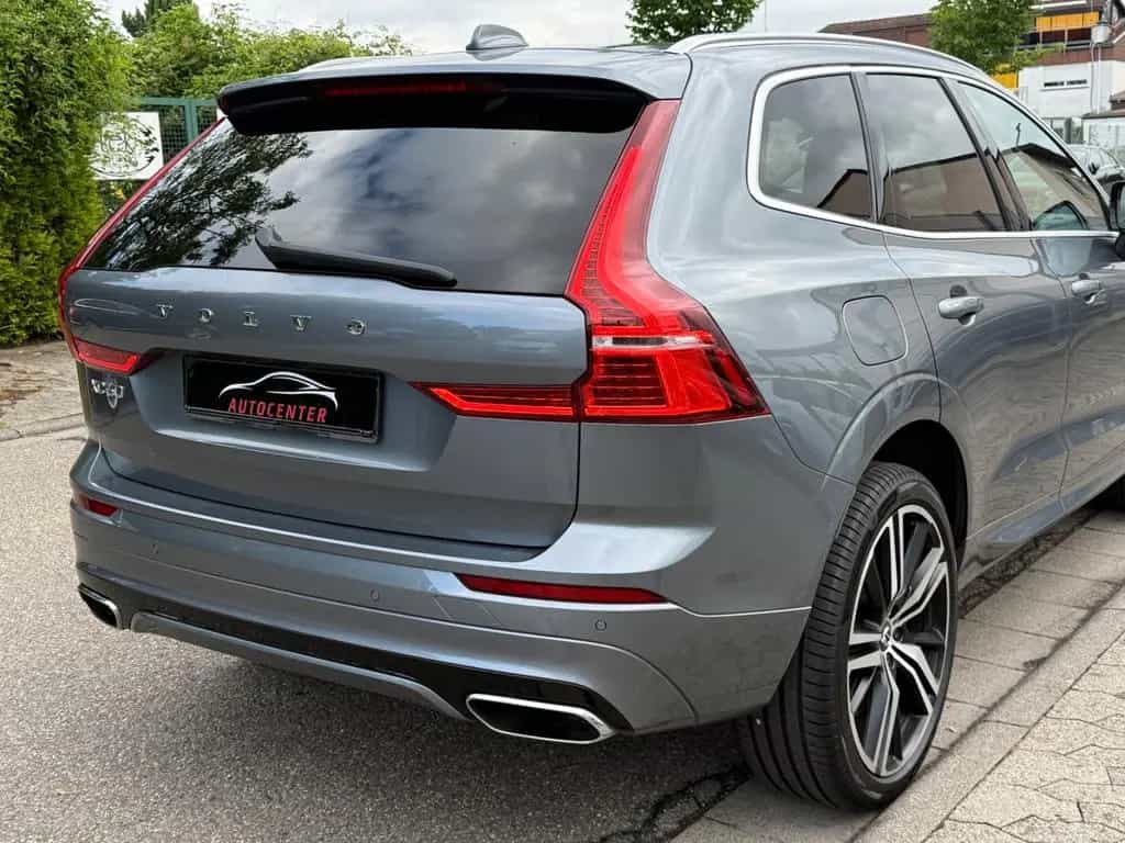 Volvo XC60 T5 R Design/LED/KAM/H&K/VIRTUAL/21Zoll/ 07/2018-photo-11