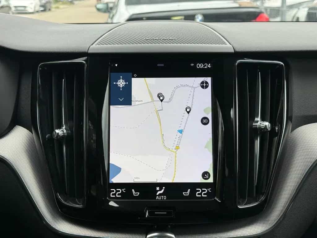 Volvo XC60 T5 R Design/LED/KAM/H&K/VIRTUAL/21Zoll/ 07/2018-photo-20